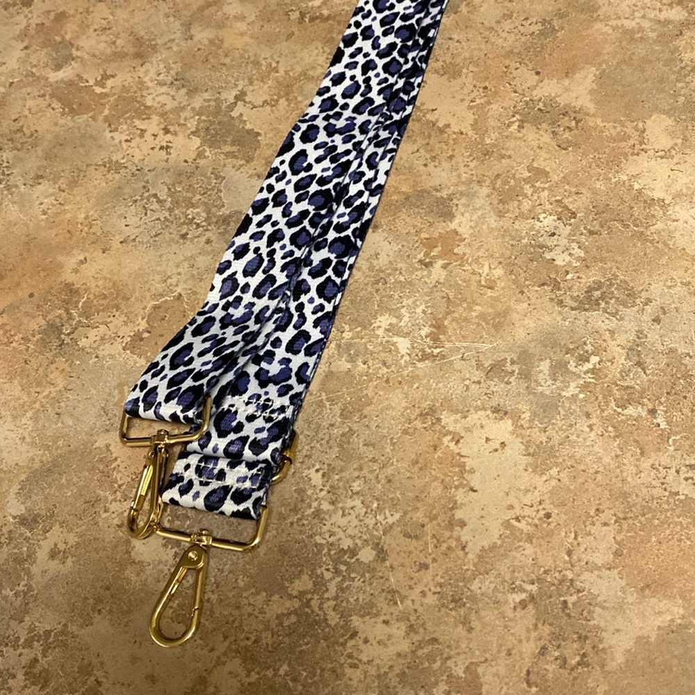 STRIPE BAG BELT SILK -GUITAR STYLE LILAC,BLACK AND WHITE MAKE A CROOS BODY